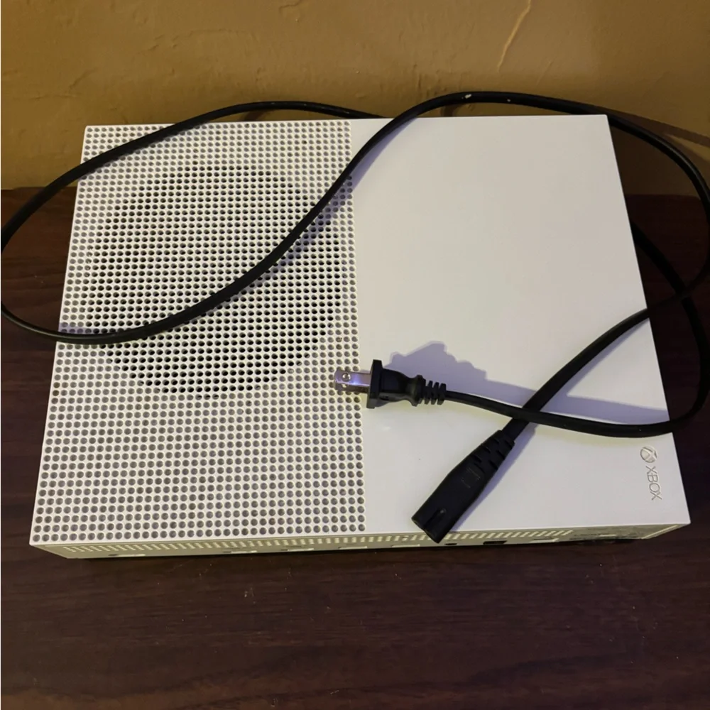 Xbox One S | Power Cord Included | Great Condition